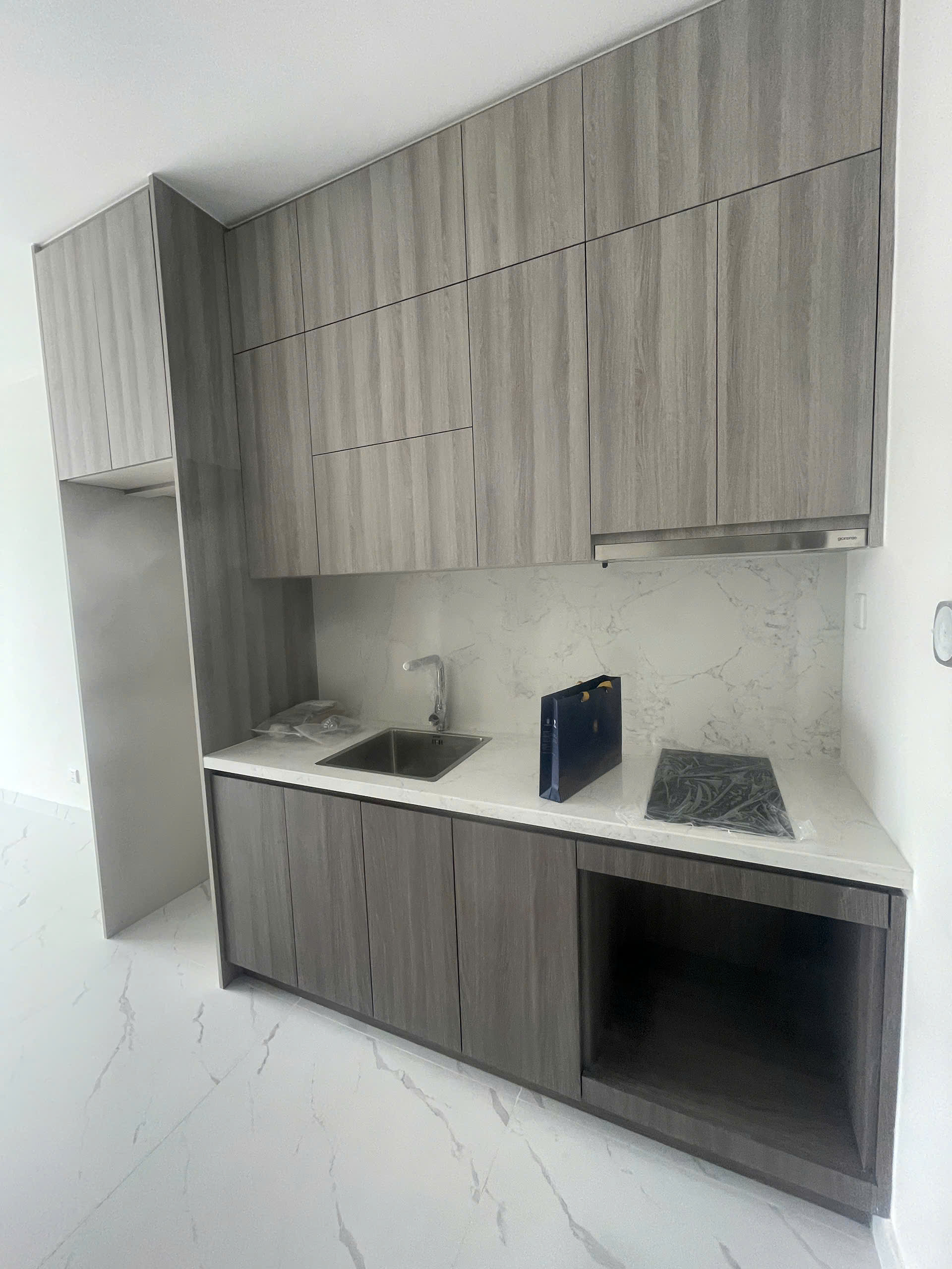 BÁN STUDIO VINHOMES - DT: 33,4m2 - VIEW TTTM VÀ SÂN GOLF - GIÁ TỐT NHẤT THỊ TRƯỜNG.. Mua bán căn hộ tại Đại Đô Thị Vinhomes Grand Park, NGUYỄN XIỂN, Long Bình, Hồ Chí Minh được đăng bởi Tấn Sang.Hình 5