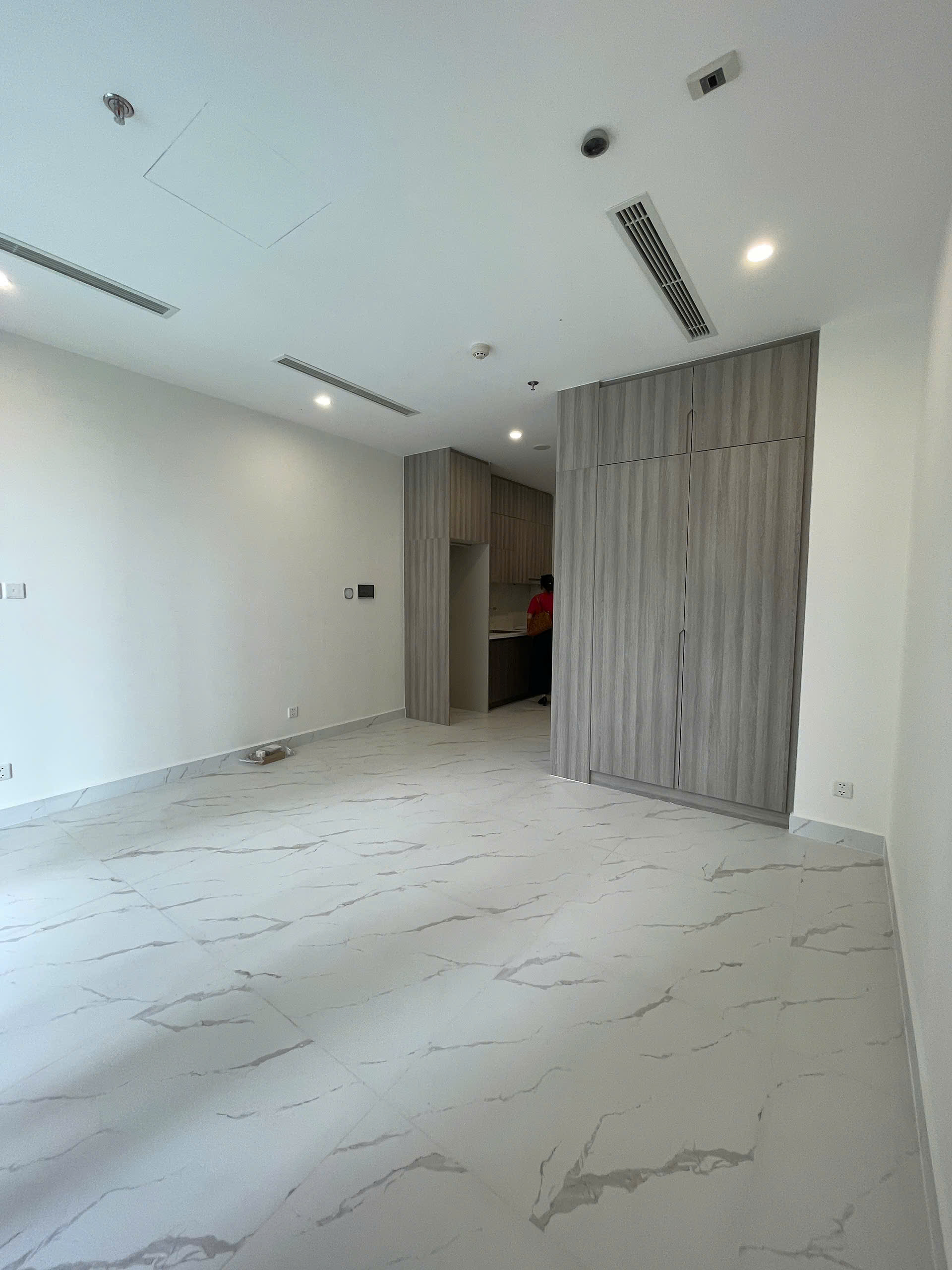 BÁN STUDIO VINHOMES - DT: 33,4M2 - VIEW NỘI KHU VÀ CÔNG VIÊN - GIÁ TỐT NHẤT.. Mua bán căn hộ tại Đại Đô Thị Vinhomes Grand Park, Nguyễn Xiển, Long Bình, Hồ Chí Minh được đăng bởi Tấn Sang.Hình 5