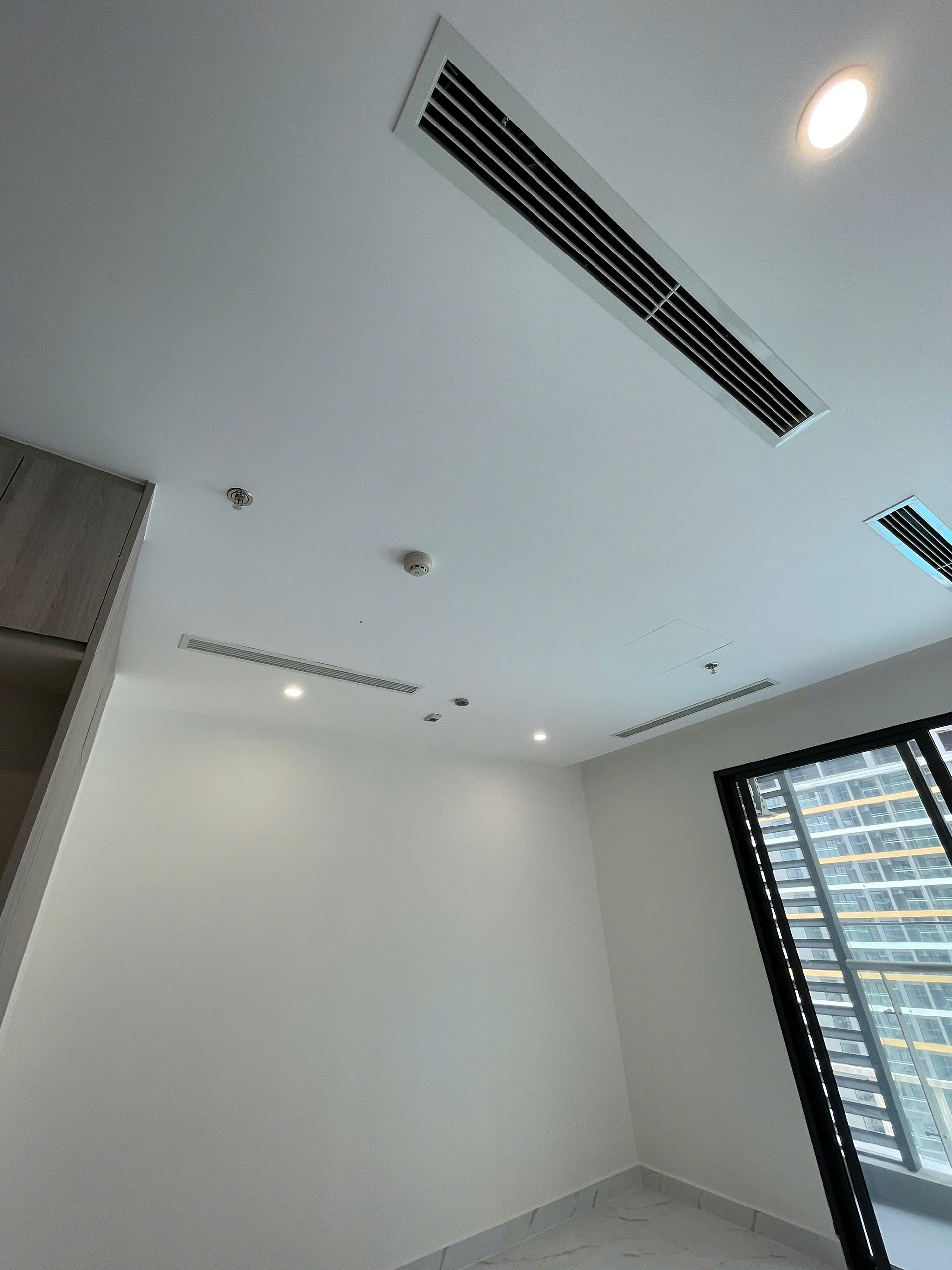 BÁN STUDIO VINHOMES - DT: 33,4M2 - VIEW NỘI KHU VÀ CÔNG VIÊN - GIÁ TỐT NHẤT.. Mua bán căn hộ tại Đại Đô Thị Vinhomes Grand Park, Nguyễn Xiển, Long Bình, Hồ Chí Minh được đăng bởi Tấn Sang.Hình 7