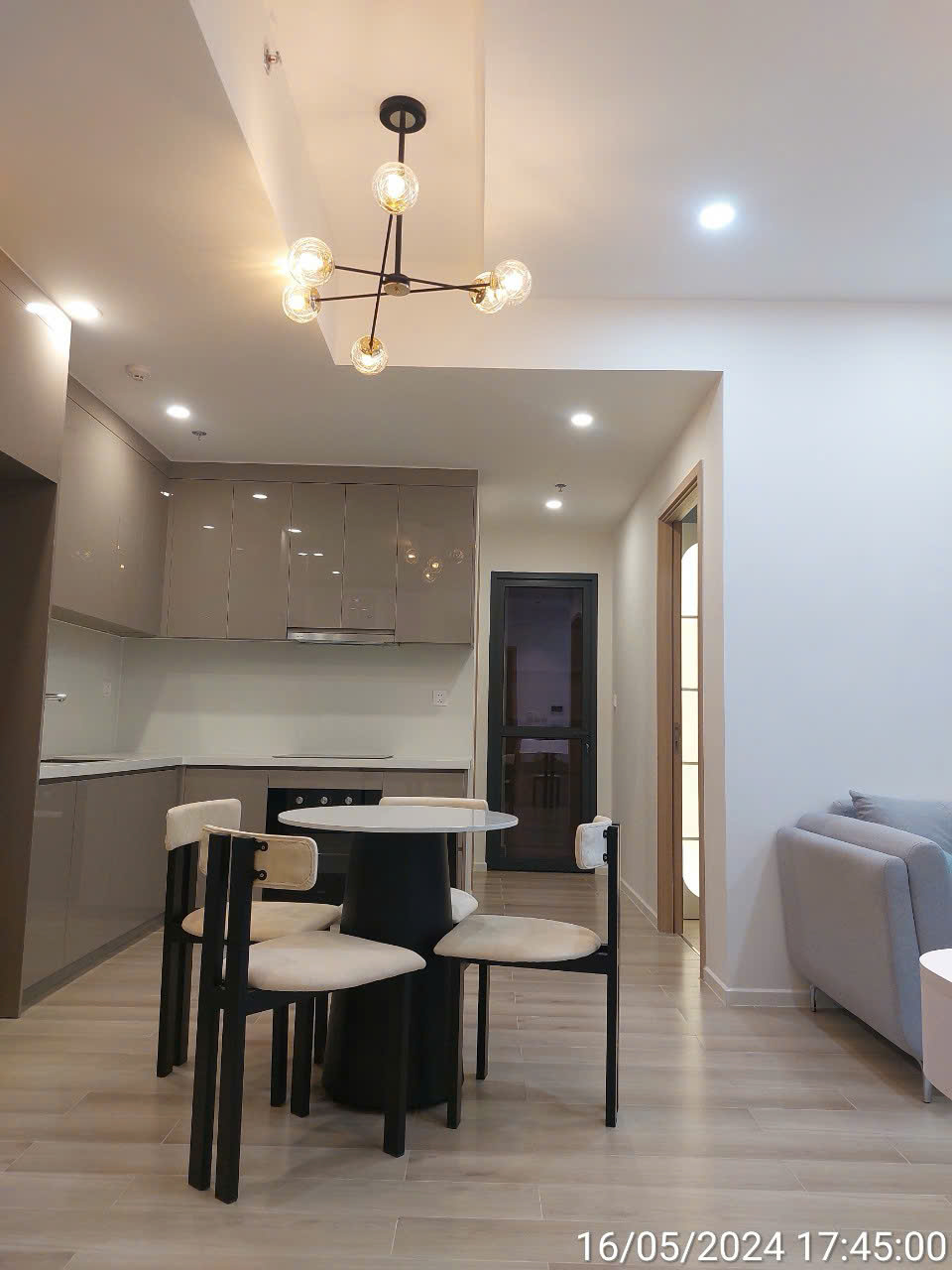 Căn hộ: 2PN dự án Masteri Centre Point view công viên 36ha, khu biệt thự. Mua bán căn hộ tại đường Nguyễn Xiển, thuộc hai phường Long Bình và Long Thạnh Mỹ, Thủ Đức, Hồ Chí Minh được đăng bởi VPI Official.Hình 6