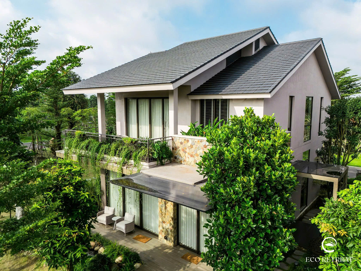 Eco Retreat – biệt thự ven sông, môi trường sống đẳng cấp View Hồ Thiên Nga. Mua bán biệt thự tại Eco Retreat, Nguyễn Hữu Trí, Bến Lức, Tây Ninh được đăng bởi VPI Official.Hình 1